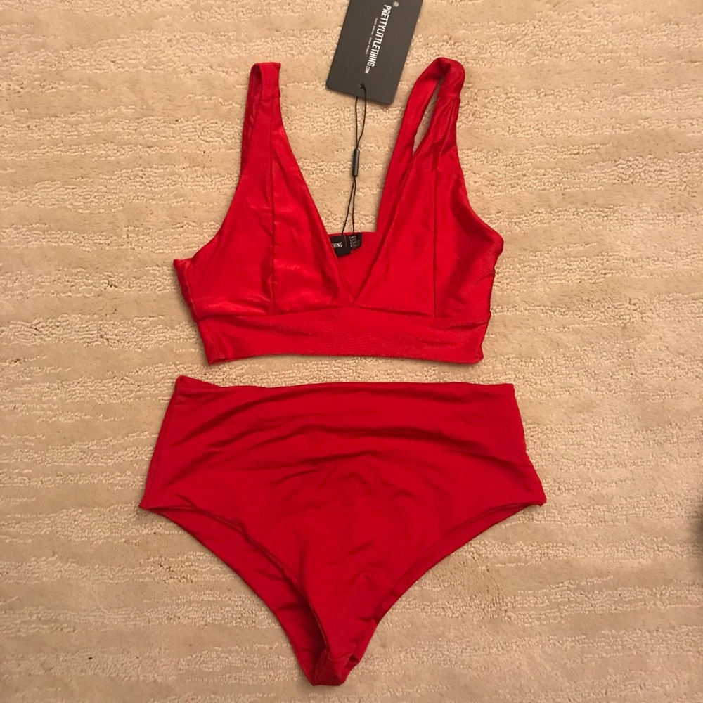 NWT | Red bikini (high waisted!)